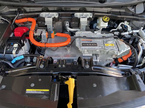 Certified 2024 Nissan Ariya AWD image 42