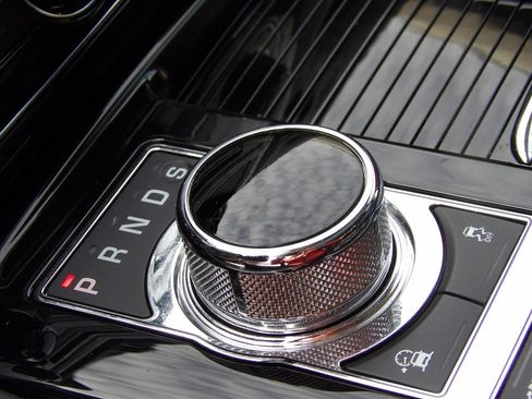 Used 2017 Jaguar XJ L Portfolio image 24