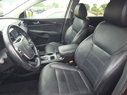Used 2020 Kia Sorento S FWD image 5