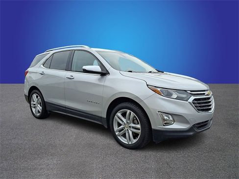 Used 2019 Chevrolet Equinox Premier image 3