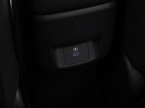 New 2025 Nissan Versa SV w/ Trunk Package image 20