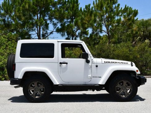 Used 2018 Jeep Wrangler Sport AWD/4WD image 32