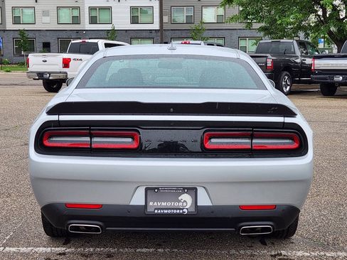 Used 2022 Dodge Challenger GT w/ Blacktop Package AWD/4WD image 9