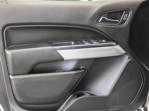 Used 2019 Chevrolet Colorado LT w/ LT Convenience Package image 24