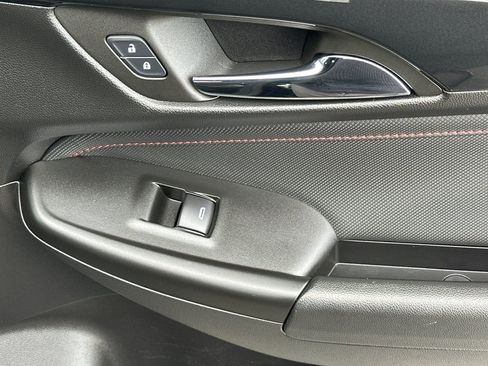 Used 2024 Chevrolet TrailBlazer RS w/ Driver Confidence Package image 21