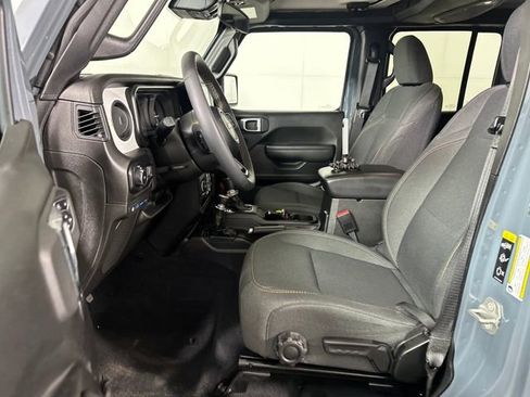 Used 2024 Jeep Wrangler Unlimited w/ Convenience Group image 11