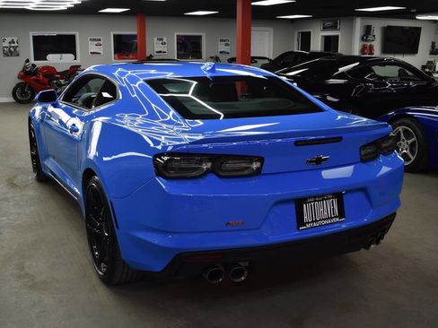 Used 2023 Chevrolet Camaro LT w/ RS Package RWD image 7