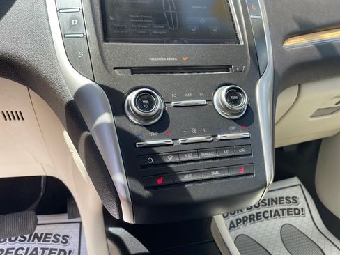 Used 2015 Lincoln MKC AWD w/ Equipment Group 101A Select image 15