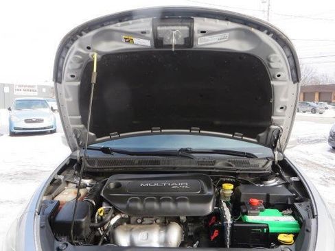 Used 2016 Dodge Dart SXT image 10