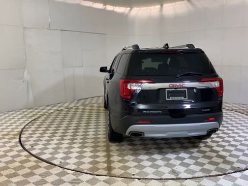 Used 2023 GMC Acadia SLT w/ Preferred Package image 7