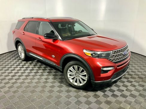 Used 2021 Ford Explorer King Ranch w/ Premium Technology Package image 7