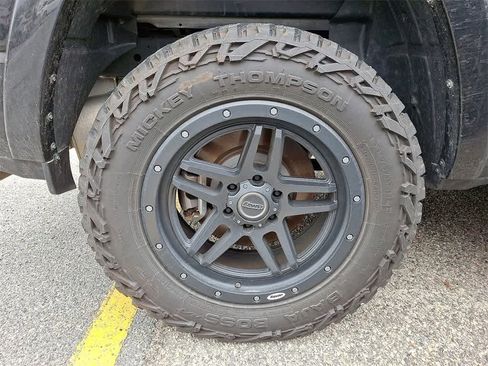 Used 2022 RAM 1500 Big Horn w/ Built-to-serve Edition image 5