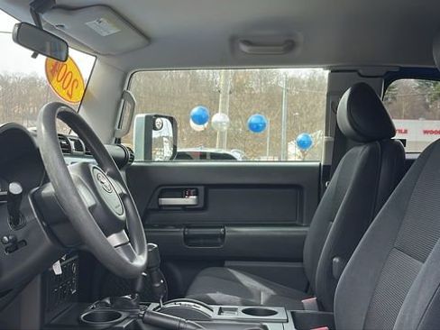 Used 2007 Toyota FJ Cruiser 4WD image 10