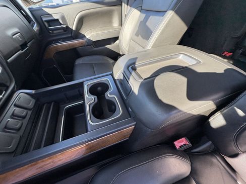 Used 2015 Chevrolet Silverado 1500 LTZ image 34