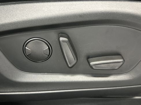 Certified 2023 Ford Explorer ST-Line w/ Class IV Trailer Tow Package image 26