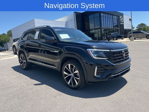 Certified 2025 Volkswagen Atlas SEL Premium R-Line AWD/4WD image 4