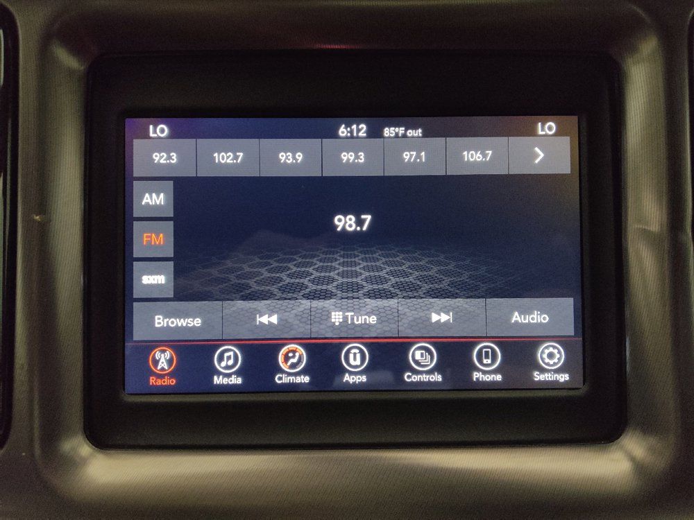 Used 2021 Dodge Challenger SXT w/ Driver Convenience Group RWD image 25