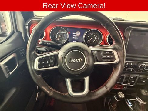 Used 2019 Jeep Wrangler Unlimited Rubicon AWD/4WD image 9