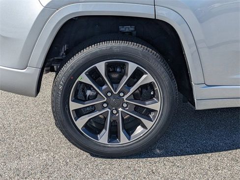 New 2025 Jeep Grand Cherokee Overland w/ Trailer Tow Package image 11