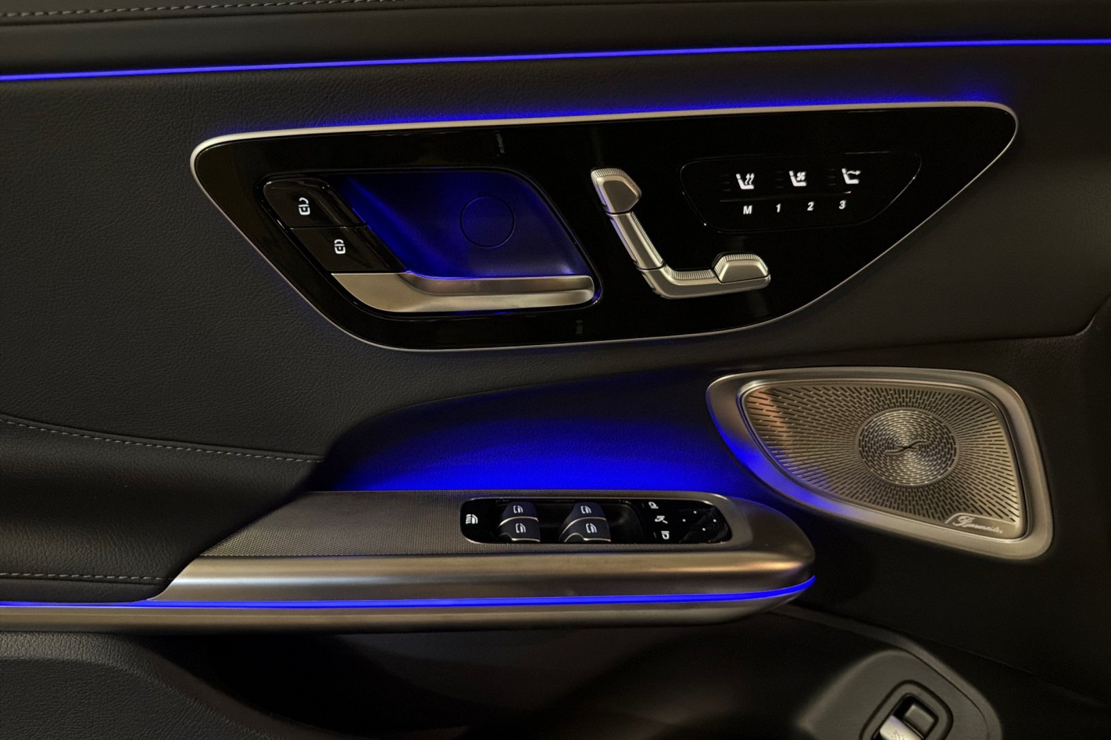 New 2027 Mercedes-Benz CLE 450 4MATIC Cabriolet image 11