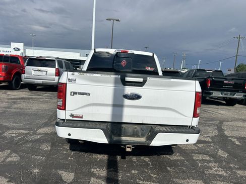 Used 2016 Ford F150 XLT w/ Equipment Group 302A Luxury RWD image 4