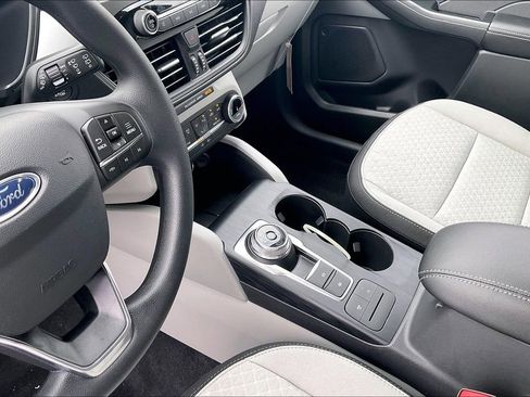 New 2026 Ford Escape Active image 8