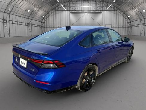 Used 2024 Honda Accord Sport image 5