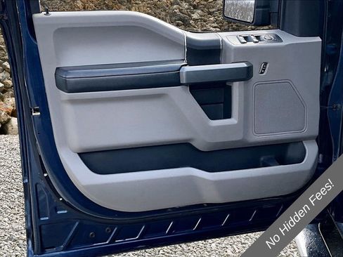 Used 2017 Ford F150 XLT AWD/4WD image 20