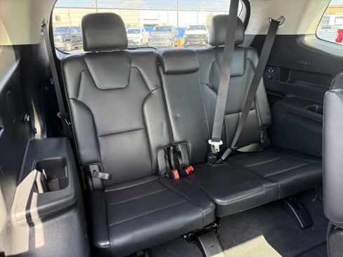 Used 2022 Kia Telluride S image 34