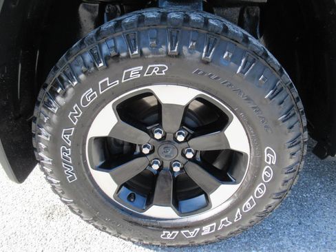 Used 2020 RAM 1500 Rebel w/ Rebel Level 2 Equipment Group AWD/4WD image 10