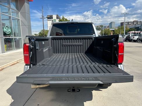 Used 2024 Toyota Tacoma TRD Off-Road w/ TRD Off Road Upgrade Package AWD/4WD image 14