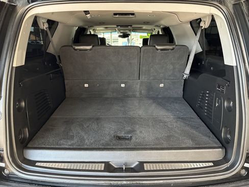 Used 2019 GMC Yukon XL Denali w/ Denali Ultimate Package AWD/4WD image 25