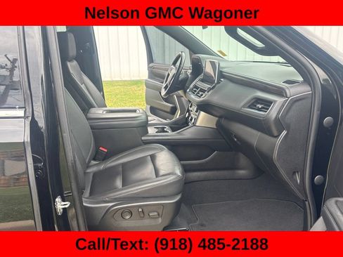 Used 2022 Chevrolet Tahoe LT w/ Luxury Package AWD/4WD image 17
