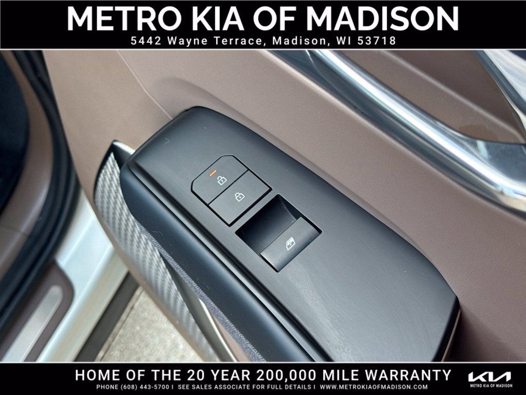 Used 2024 Kia EV9 Land AWD/4WD image 55