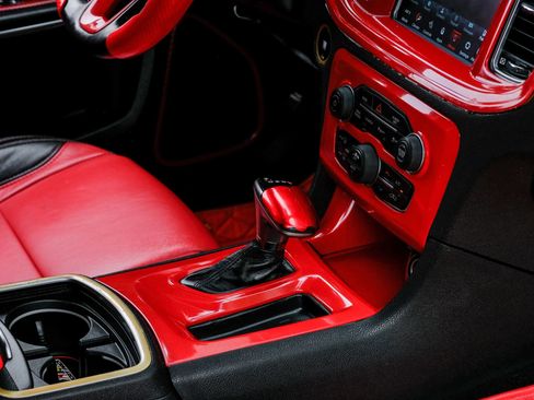 Used 2020 Dodge Charger Scat Pack RWD image 30
