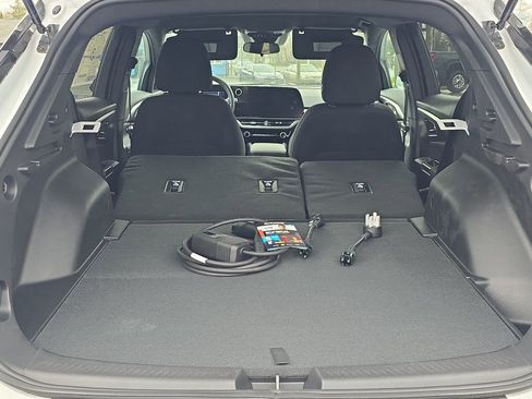 New 2026 Chevrolet Equinox EV LT image 10