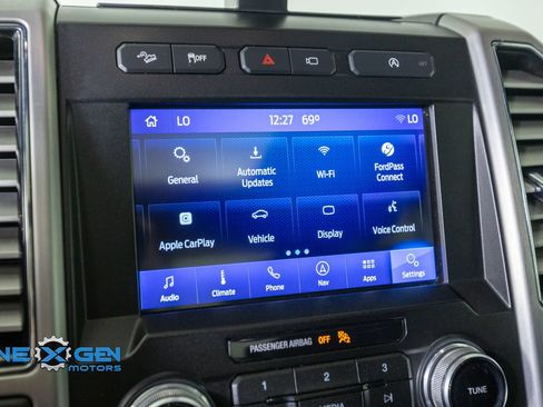Used 2019 Ford F150 Platinum w/ Equipment Group 701A Luxury AWD/4WD image 23