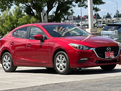 Used 2018 MAZDA MAZDA3 Sport FWD image 10