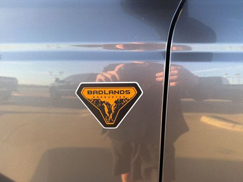 Used 2024 Ford Bronco Badlands image 26