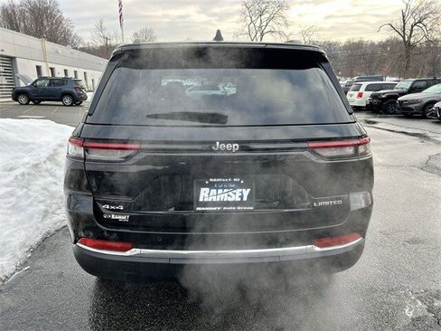 Certified 2023 Jeep Grand Cherokee Limited image 7