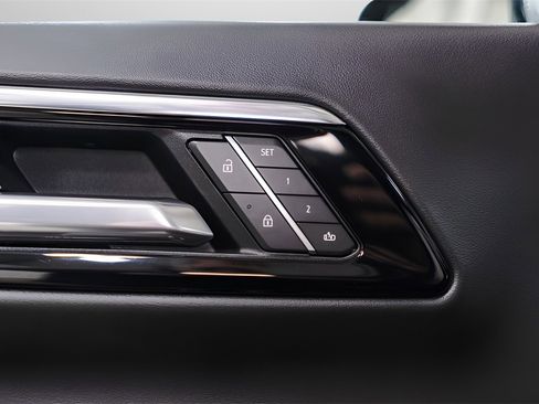 Used 2025 Chevrolet Suburban RST w/ Sun And Tow Package image 27