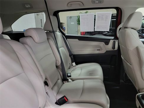 Used 2026 Honda Odyssey EX-L image 15