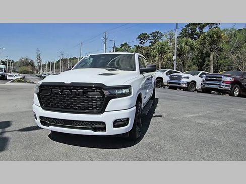 New 2026 RAM 1500 Express AWD/4WD image 37