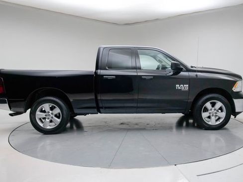 Used 2024 RAM 1500 Classic SLT AWD/4WD image 9