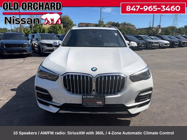 Used 2022 BMW X5 xDrive40i w/ Premium Package AWD/4WD image 2