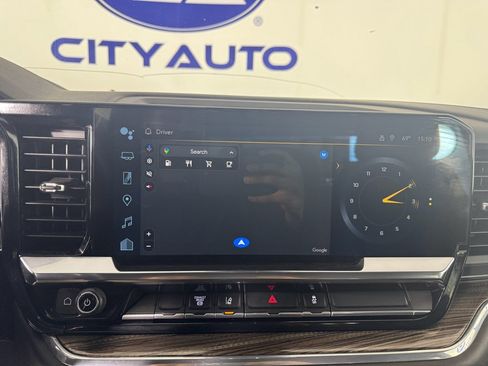 Used 2024 Chevrolet Silverado 2500 LT w/ Convenience Package image 25