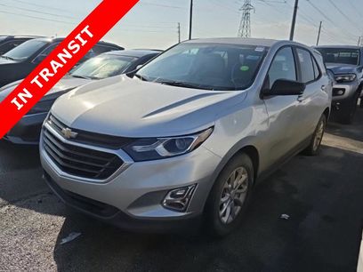 Used 2021 Chevrolet Equinox LS w/ LS Convenience Package
