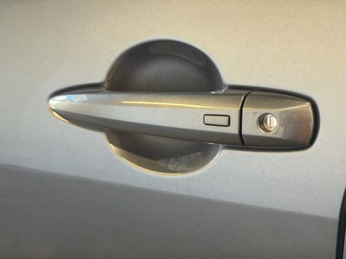 Used 2024 Nissan Sentra SV image 12