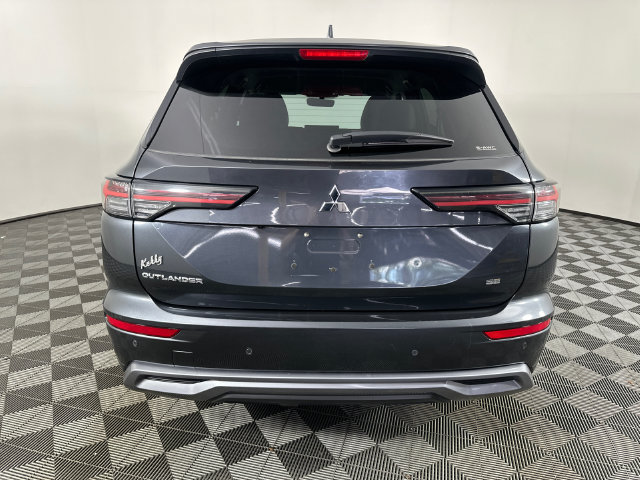 Used 2025 Mitsubishi Outlander SE AWD/4WD image 29