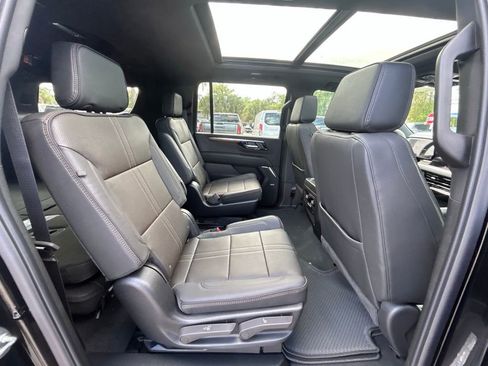 New 2026 Chevrolet Suburban High Country w/ Sun And Tow Package RWD image 20